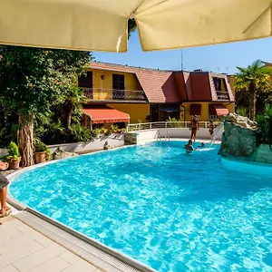 https://hotel-bristol.emilia-romagnahotels.net